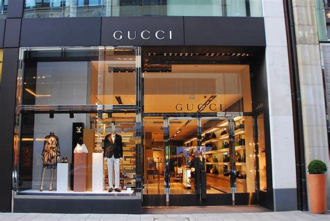 The 2 Best Gucci Stores in Hamburg, Germany 